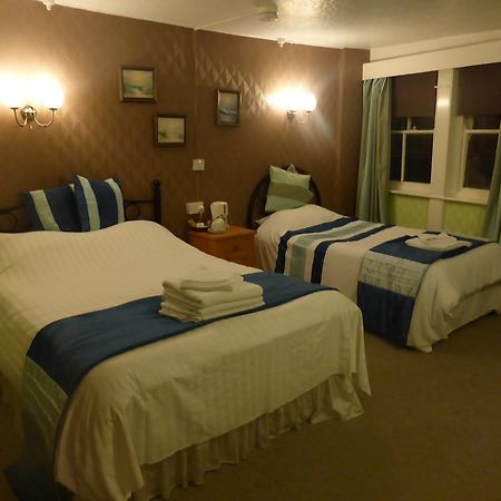 Kings Arms Hotel 彭林 外观 照片